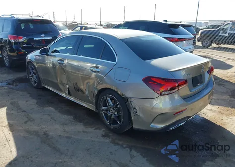 2019 Mercedes-Benz A 220 из США, поврежденный, VIN WDD3G4EB6KW033486